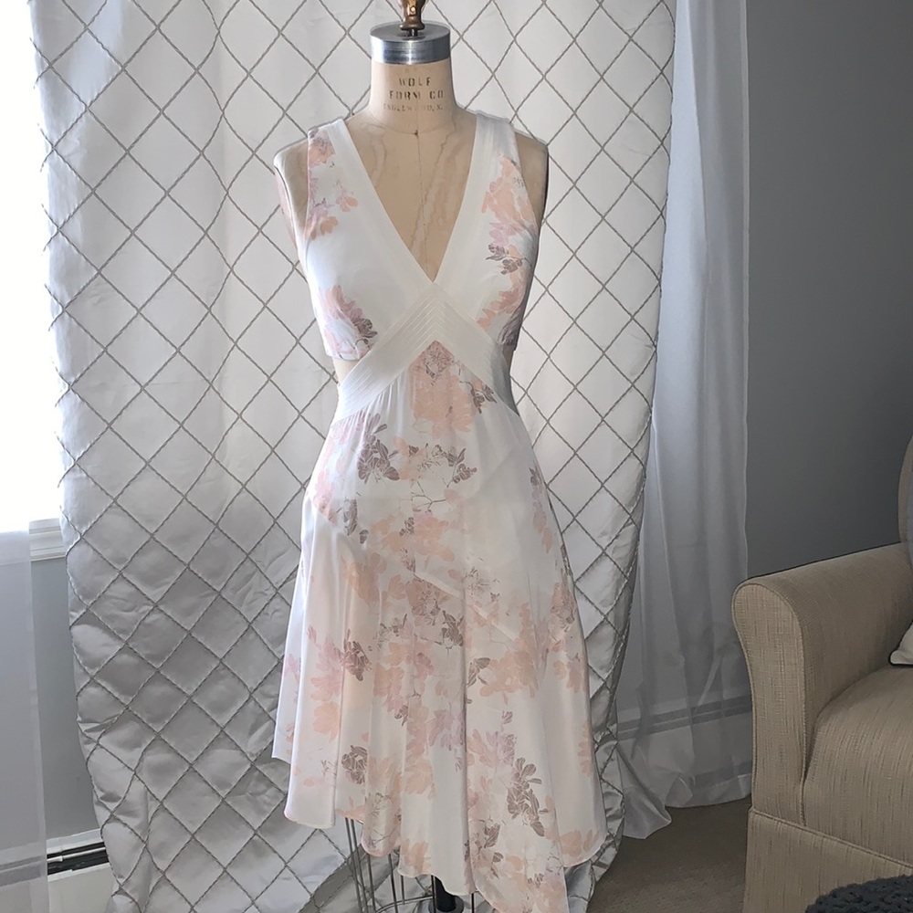 Club Monaco silk white floral dress size 4